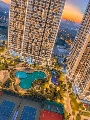 Luxury Apartment | Infinity pool - Smart City Vinhomes Nam Tu Liem Apartment  (Hanoi)