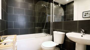 Apartment, Private Bathroom (Stable Cottage) | Bathroom