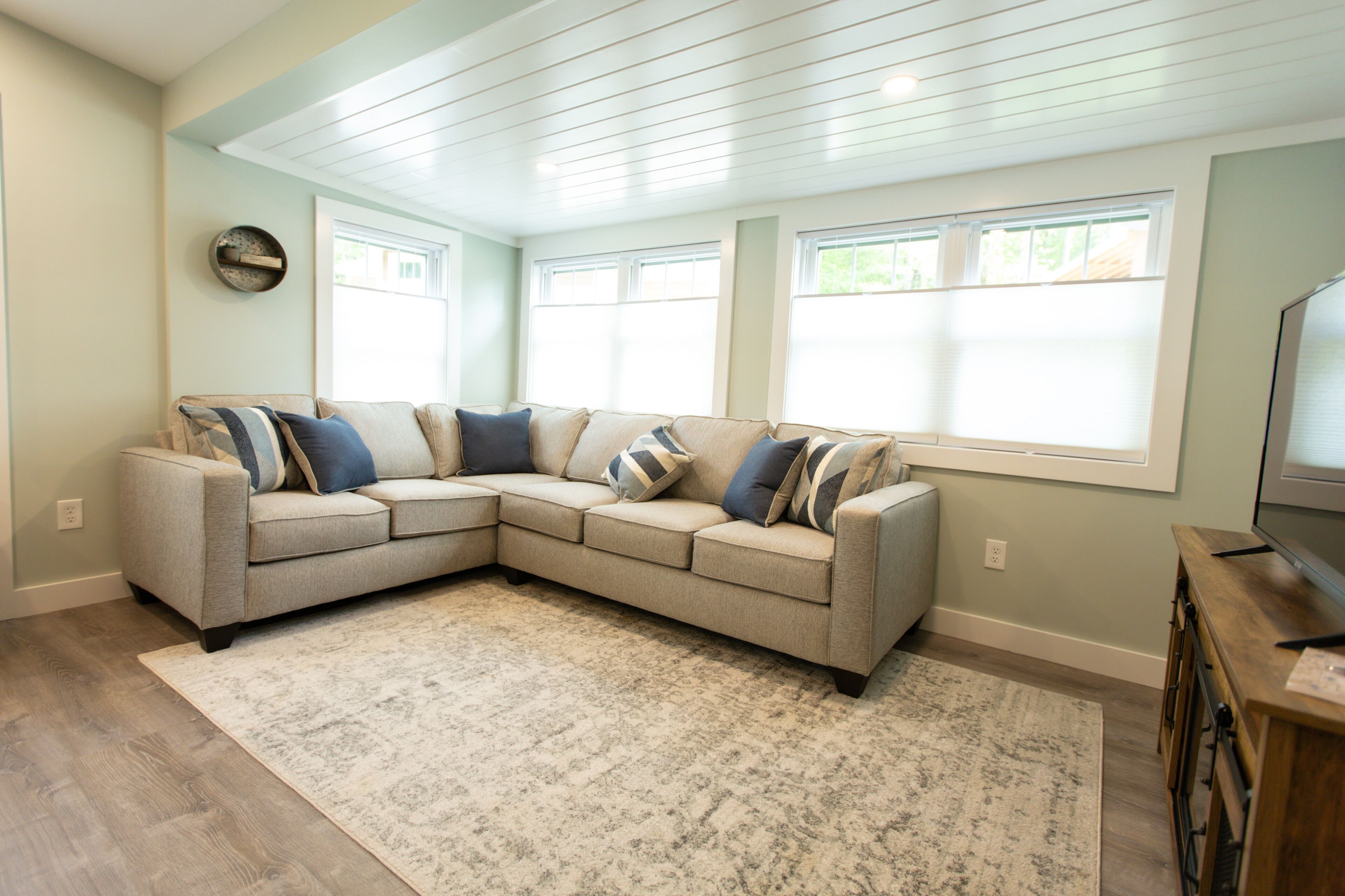 The Sour Granny "Smith" NEWLY REMODELED!