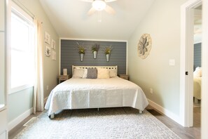 2 chambres, fer et planche à repasser, lit parapluie, Wi-Fi gratuit