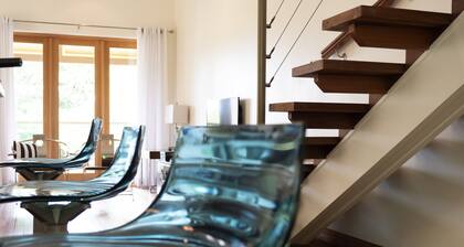 Luxury 3-bed Villa, St James, Near Beach & Gym