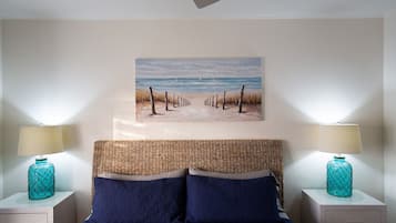 Villa | 2 bedrooms, iron/ironing board, free WiFi, bed sheets