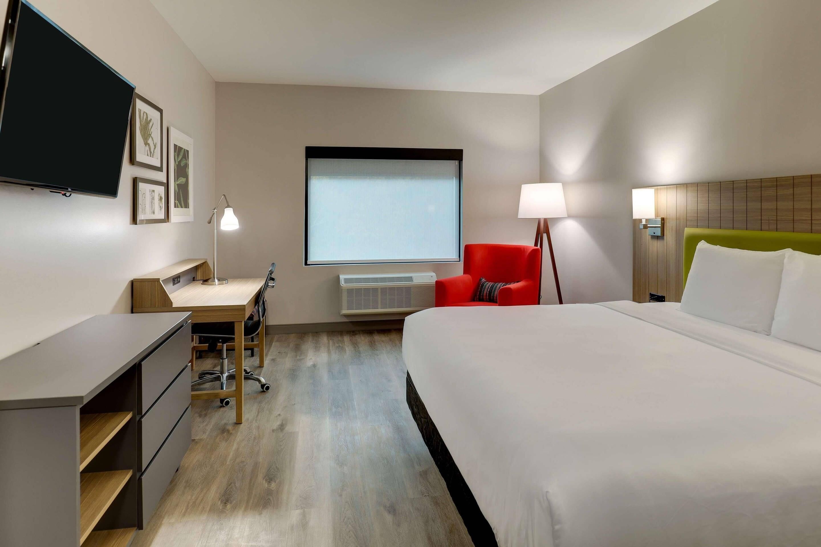 Desk, laptop workspace, free WiFi, bed sheets