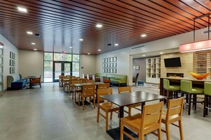 Desayuno continental incluido todos los días 