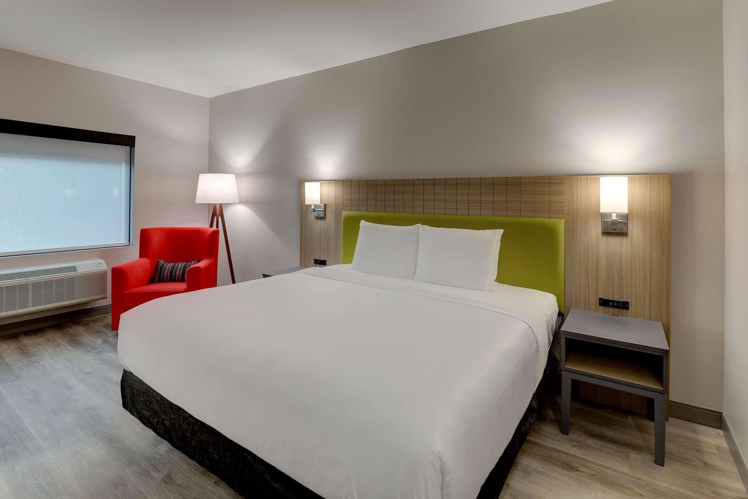 Bureau, espace de travail pour ordinateur portable, Wi-Fi gratuit