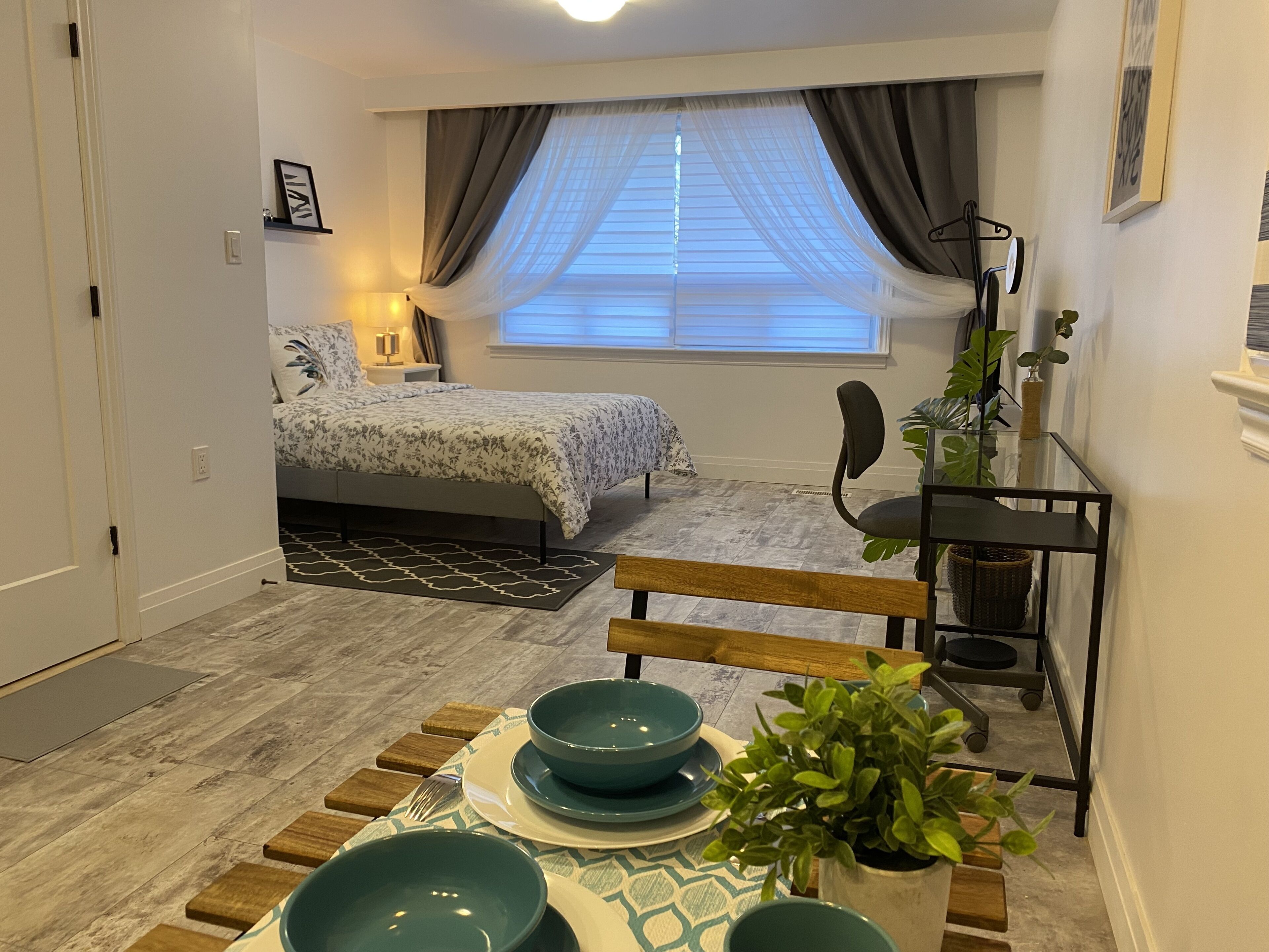 1 bedroom, desk, free WiFi, bed sheets