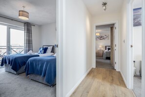 Apartment | 3 bedrooms, iron/ironing board, free WiFi, bed sheets