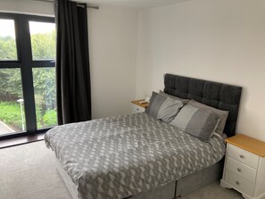 1 Schlafzimmer, Bügeleisen/Bügelbrett, kostenloses WLAN