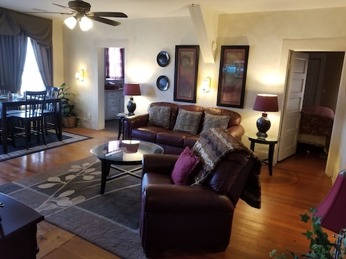 Quiet clean home with view of Gypsum Hills in Sun City