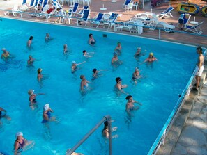 Seasonal outdoor pool