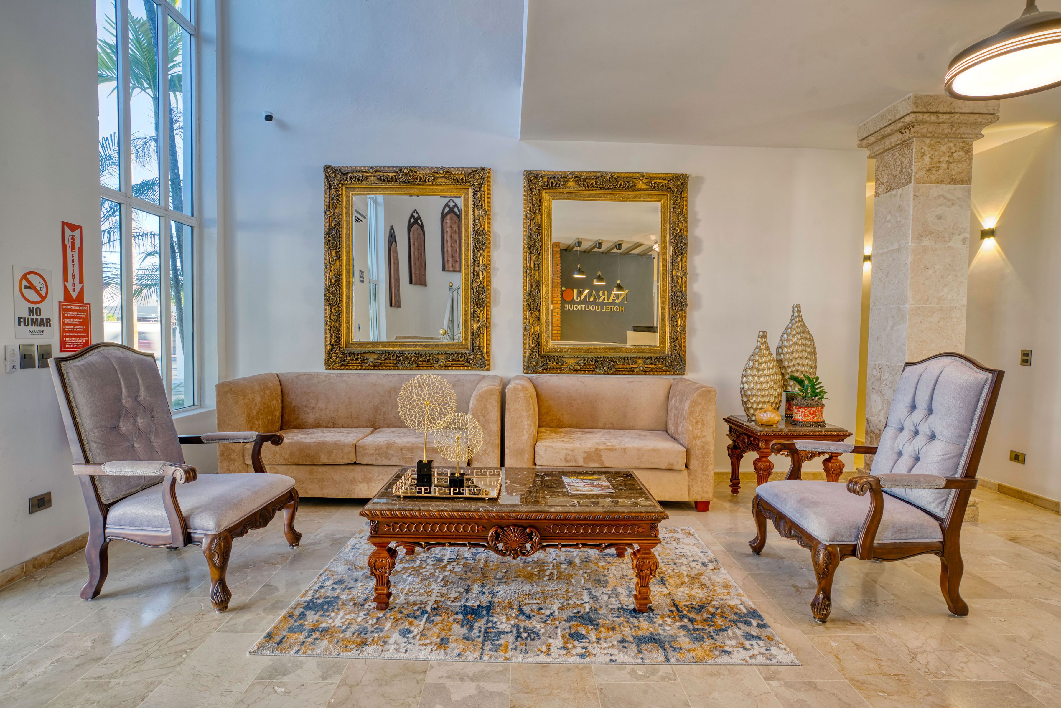 plasma tv, netflix, streaming services