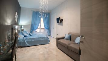 2 chambres, bureau, fer et planche Ă repasser, lit parapluie