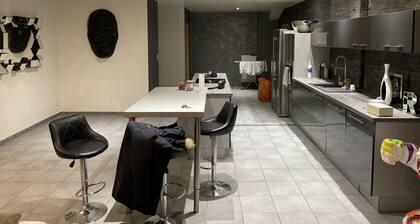 Appartement spacieux avec jaccuzi et sauna