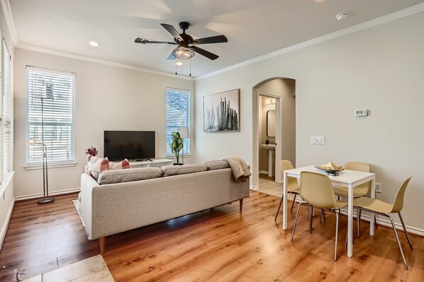 TV connectée, espaces bureaux