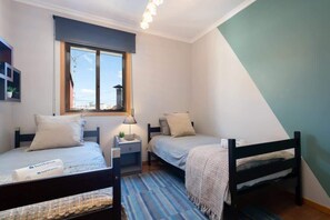 2 Schlafzimmer, Bügeleisen/Bügelbrett, Reisekinderbett, WLAN