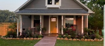 Circle E,Lake,Caverns,Sewanee &Jack Daniel’s close by with a jacuzzi waiting