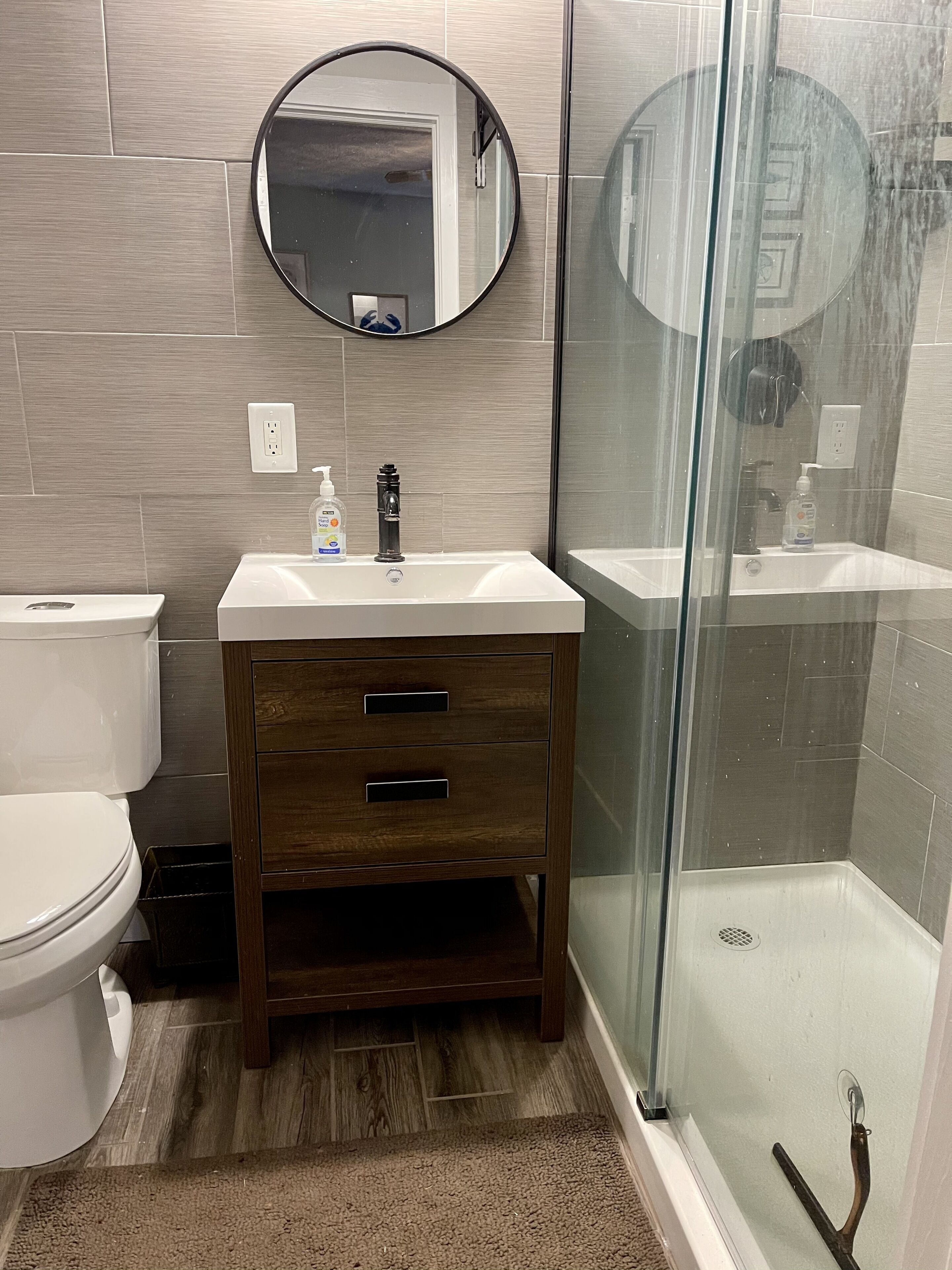 Bayview Breeze w/screened porch