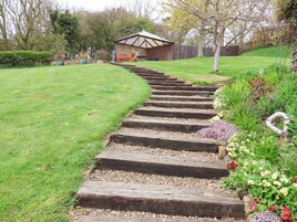 Cottage | Property grounds