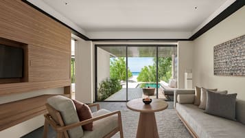 1 bedroom, premium bedding, down comforters, minibar