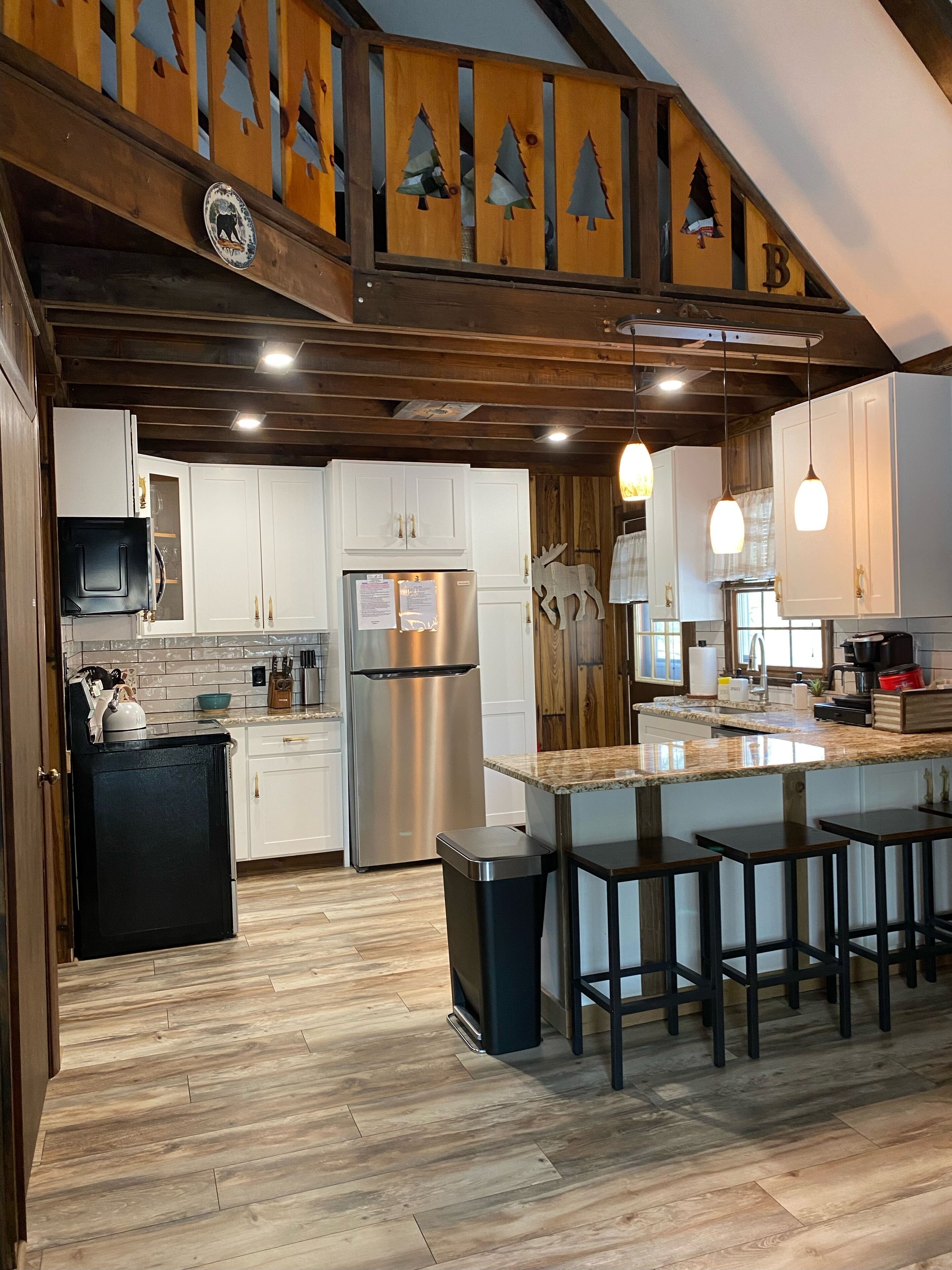 Enjoy a Stay At The Renovated Lazy Moose Cabin