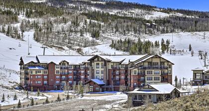 Ski-In/Ski-Out Luxe Mountain Getaway in Granby