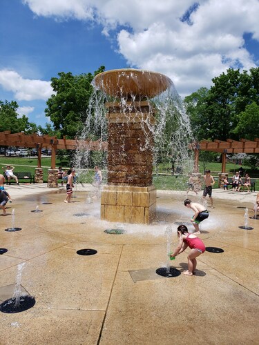 Peaceful Home On A Hill In Cookeville, Tennessee