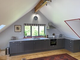 Apartamento, baño privado (Dragon Nest) | Cocina compartida