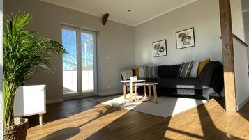 Apartment, eigenes Bad (2 Schlafzimmer) | Innenbereich