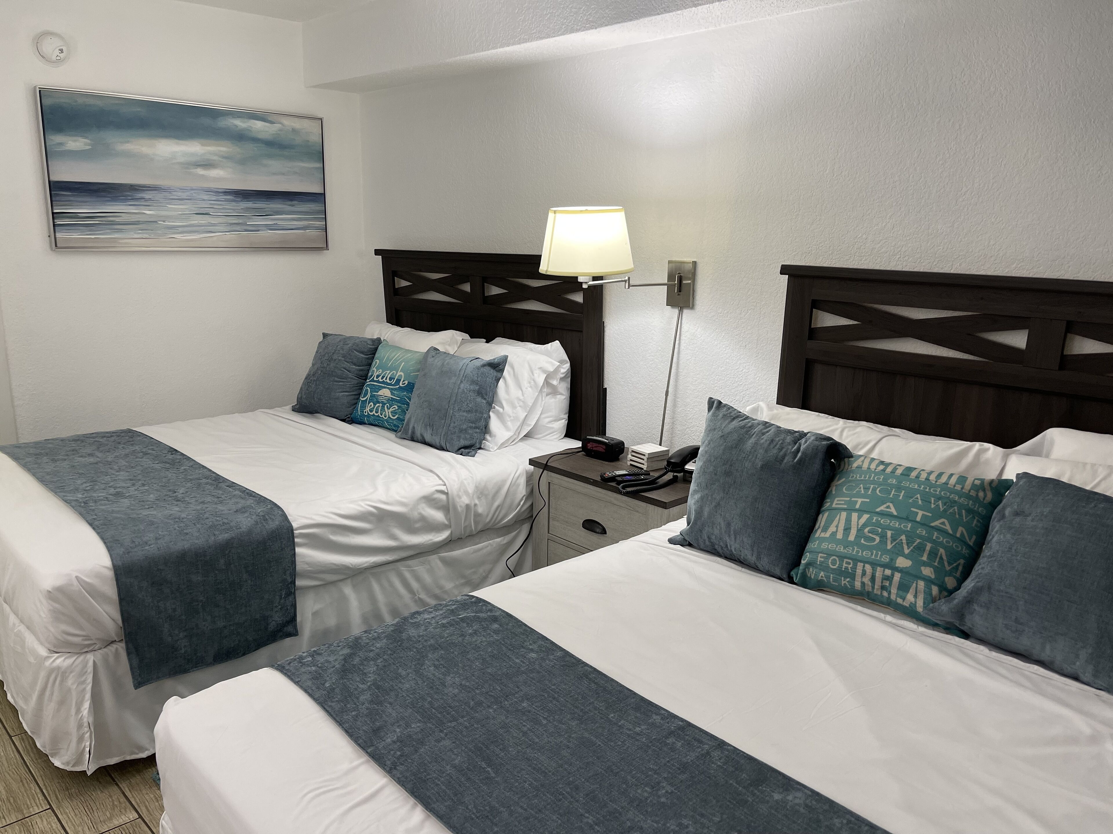 Beautiful Oceanfront Condo - Let's go to the Beach!