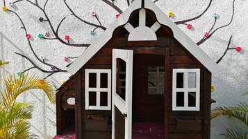 32-inch Smart TV with cable channels