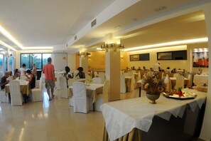 Restaurant - Debono (Corfu)