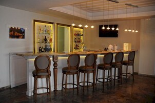 Bar (en la propiedad)