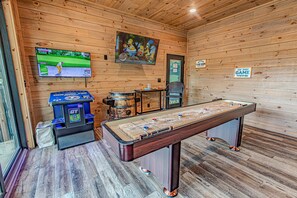 غرفة الألعاب