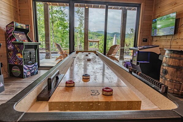 غرفة الألعاب