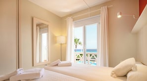2 bedrooms, iron/ironing board, Internet, bed sheets