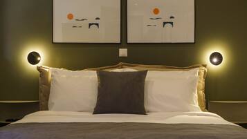 Apartment 6 With Private Terrace | 1 bilik tidur, meja, ruang kerja komputer riba, kalis bunyi