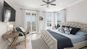 4 bedrooms, desk, iron/ironing board, free WiFi