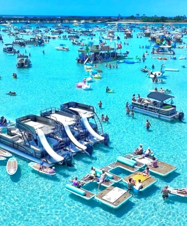 Outdoor pool, a heated pool - Private Heated Salt Pool, 3 Kings, Near Beach (Navarre)