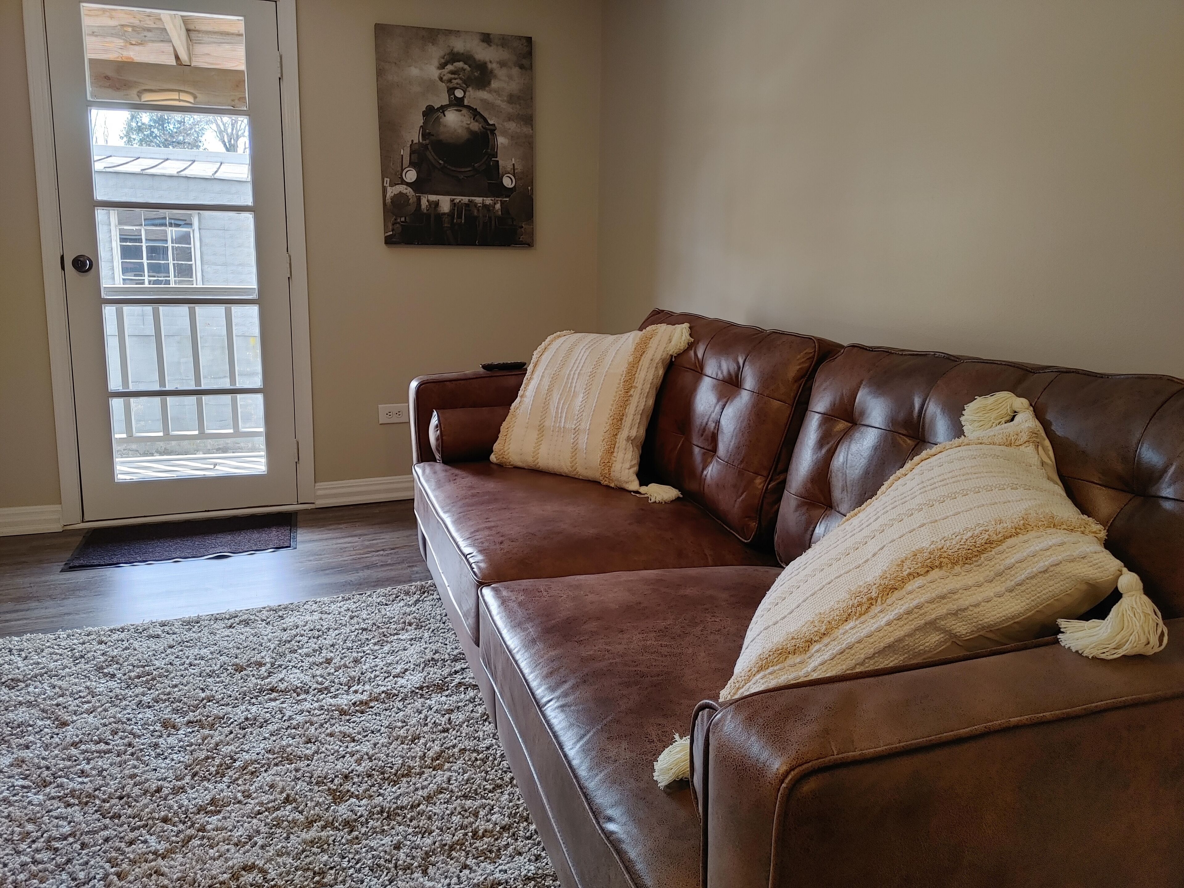 Havisham House Suite 88 - 3 bedroom, wine trail, bourbon bar - Alto Pass 