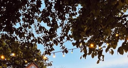 BLUE LAKE FRONT HOUSE