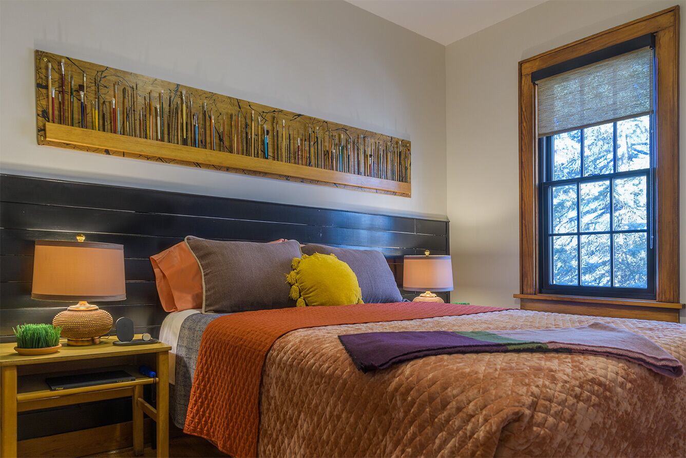 2,000 sq ft loft located "downtown" with access to dining..shops...movie theater