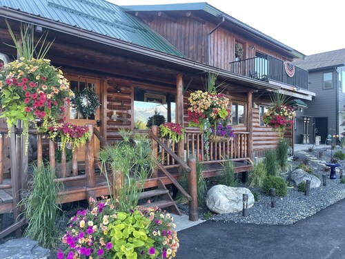 Breathtaking Bridger Mountain Views! Brand New!