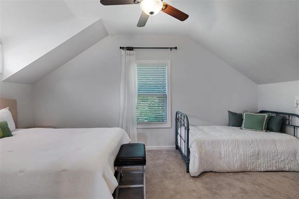 Perfect location, luxury home with breathtaking lake view!