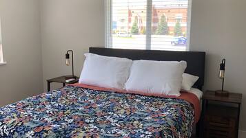 2 bedrooms, WiFi, bed sheets