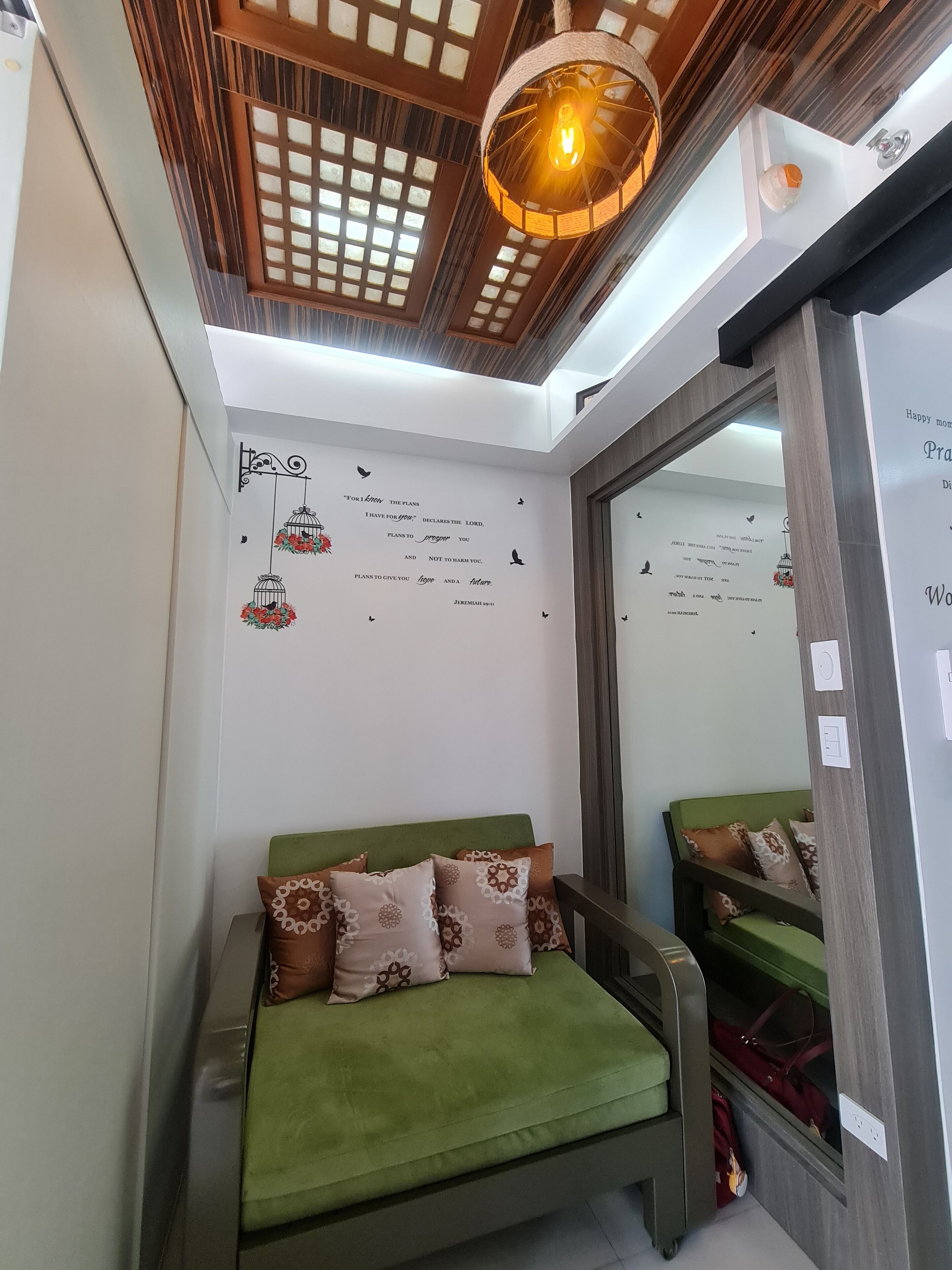 Cool Tagaytay Affordable Staycation with Free Parking on Site