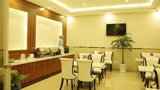 Gambar tidak terklasifikasi, 1 dari 25, tombol