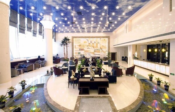 Lobby - Ramada Plaza by Wyndham Shenyang City Center (Shenyang)