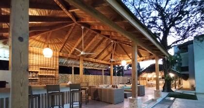 Private & beautiful 22 BR Oasis, steps from the beach