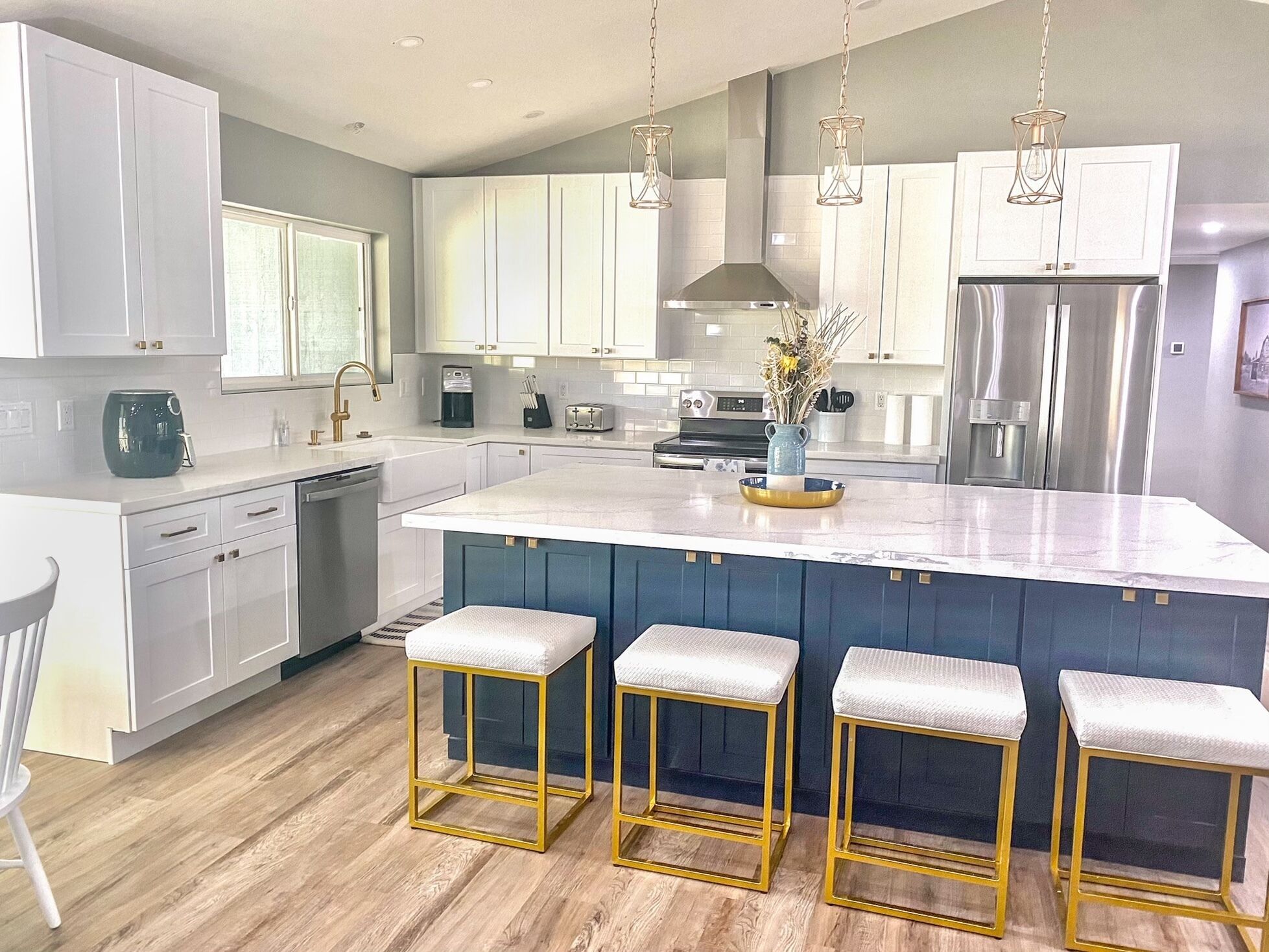 Farmhouse Style Ranch house with Pickleball court in Gilbert