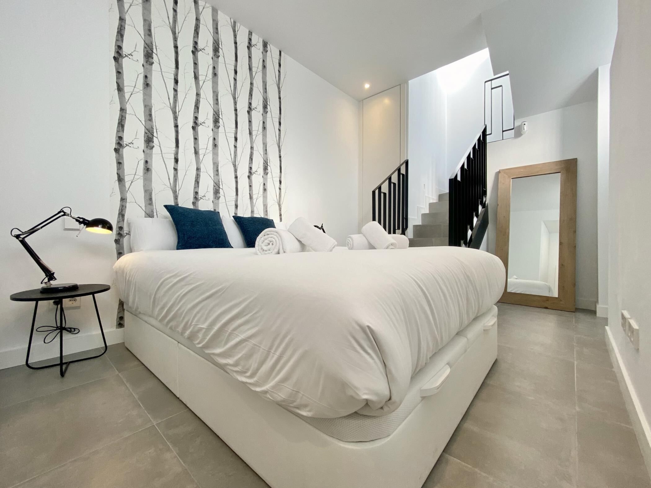 1 bedroom, iron/ironing board, internet, bed sheets